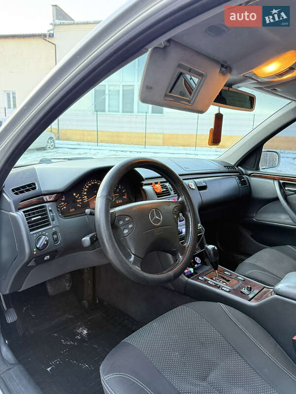 Седан Mercedes-Benz E-Class 2001 в Яворові фото 7 Седан Mercedes-Benz E-Class 2001 в Яворові