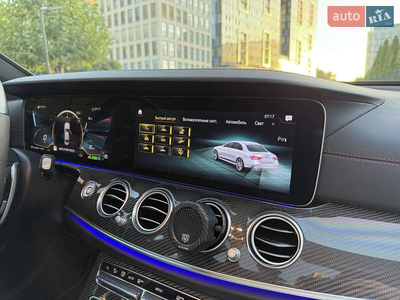 Седан Mercedes-Benz E-Class 2022 в Днепре