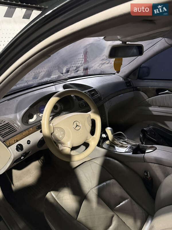 Седан Mercedes-Benz E-Class 2003 в Вінниці