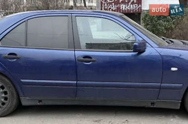 Седан Mercedes-Benz E-Class 1998 в Києві