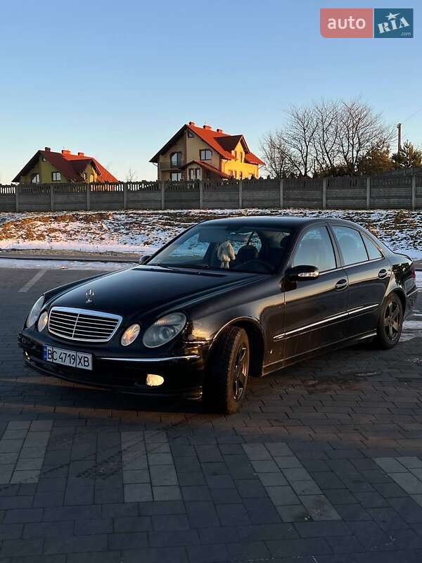 Mercedes-Benz E-Class 2004 Mercedes-Benz E-Class 2004