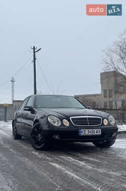 Седан Mercedes-Benz E-Class 2003 в Кривому Розі