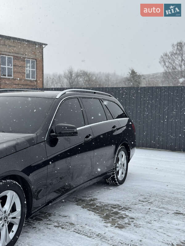 Универсал Mercedes-Benz E-Class 2015 в Нововолынске
