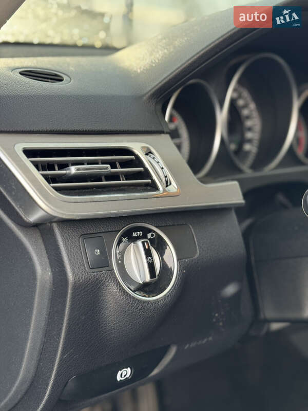 Универсал Mercedes-Benz E-Class 2015 в Нововолынске