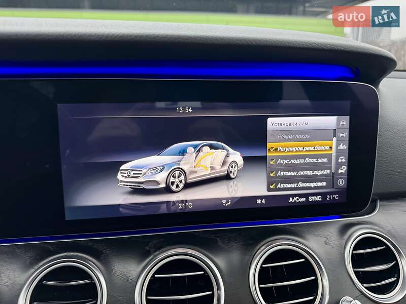 Седан Mercedes-Benz E-Class 2017 в Киеве