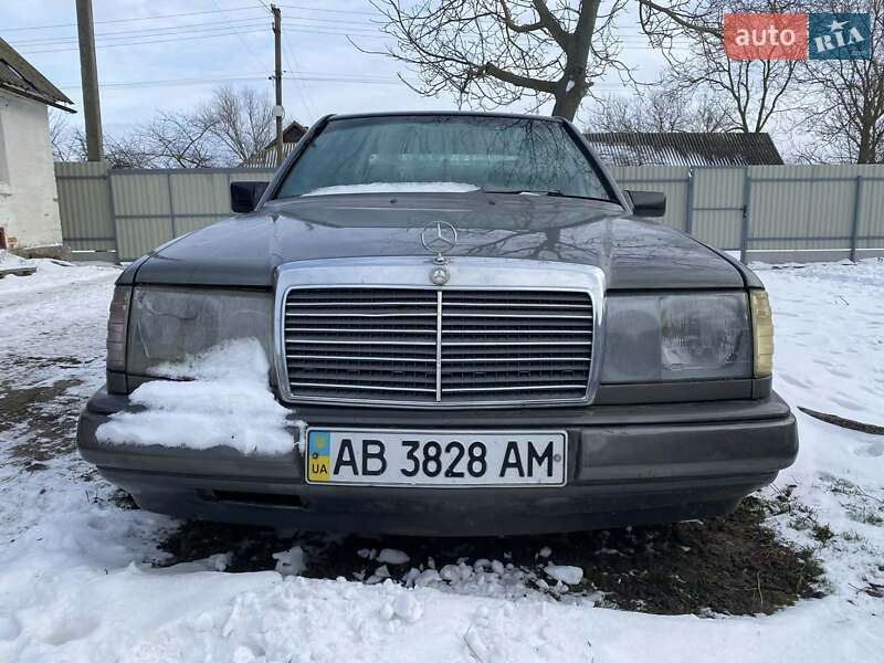 Седан Mercedes-Benz E-Class 1987 в Калинівці фото 4 Седан Mercedes-Benz E-Class 1987 в Калинівці