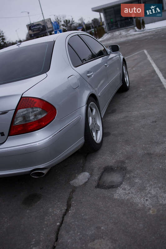 Седан Mercedes-Benz E-Class 2008 в Полтаве