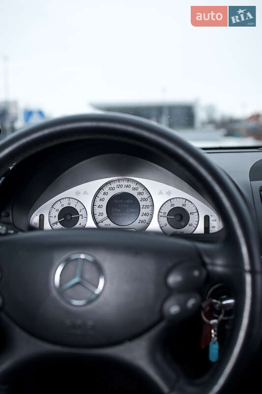 Седан Mercedes-Benz E-Class 2008 в Полтаве