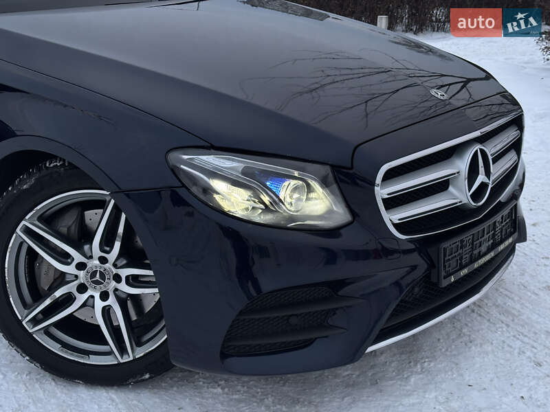 Седан Mercedes-Benz E-Class 2017 в Киеве