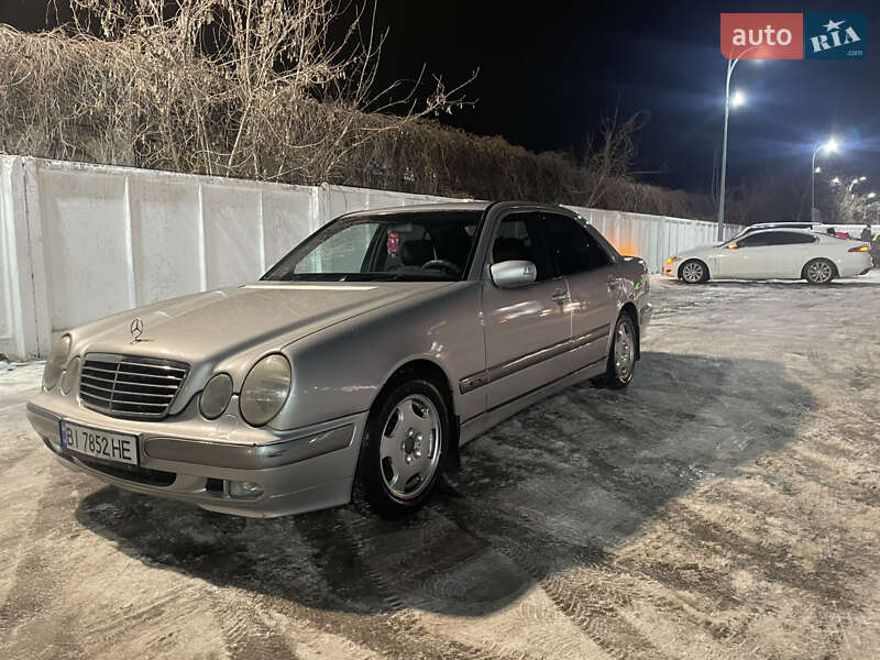 Седан Mercedes-Benz E-Class 2001 в Полтаве