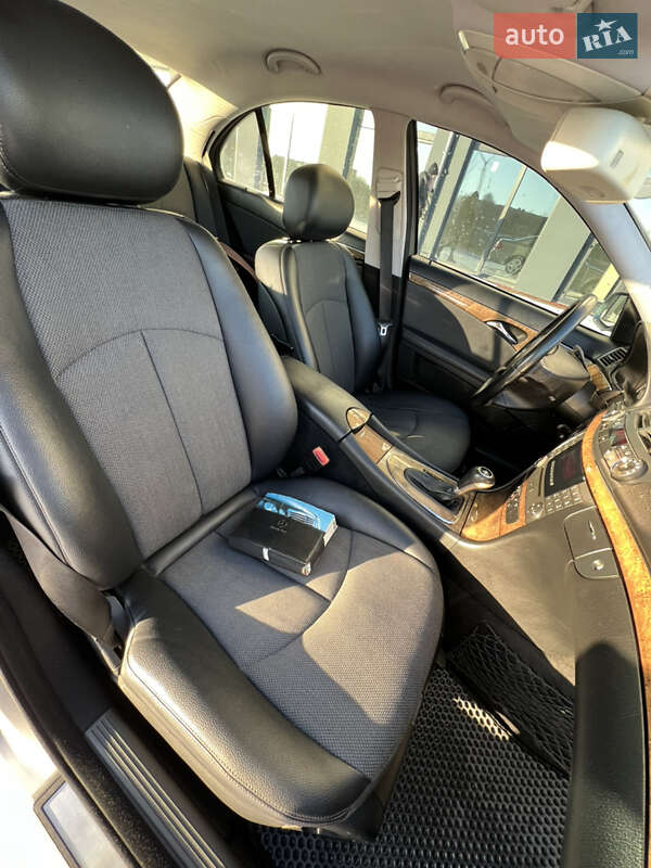 Седан Mercedes-Benz E-Class 2006 в Луцке