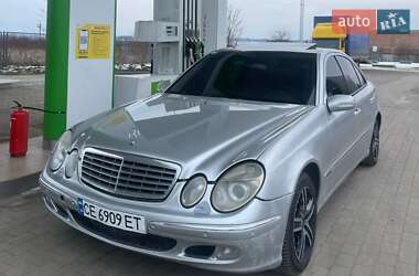 Седан Mercedes-Benz E-Class 2003 в Черновцах