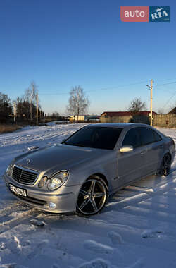Седан Mercedes-Benz E-Class 2003 в Шептицькому