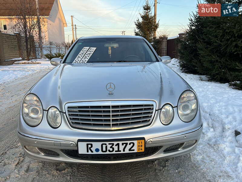 Седан Mercedes-Benz E-Class 2004 в Киеве фото 3 Седан Mercedes-Benz E-Class 2004 в Киеве
