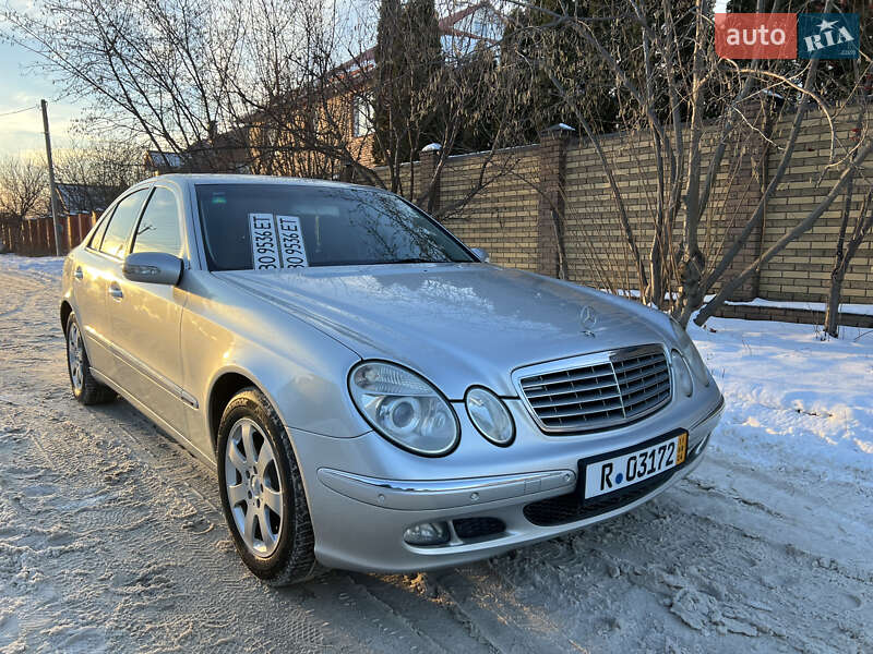 Седан Mercedes-Benz E-Class 2004 в Киеве фото 25 Седан Mercedes-Benz E-Class 2004 в Киеве