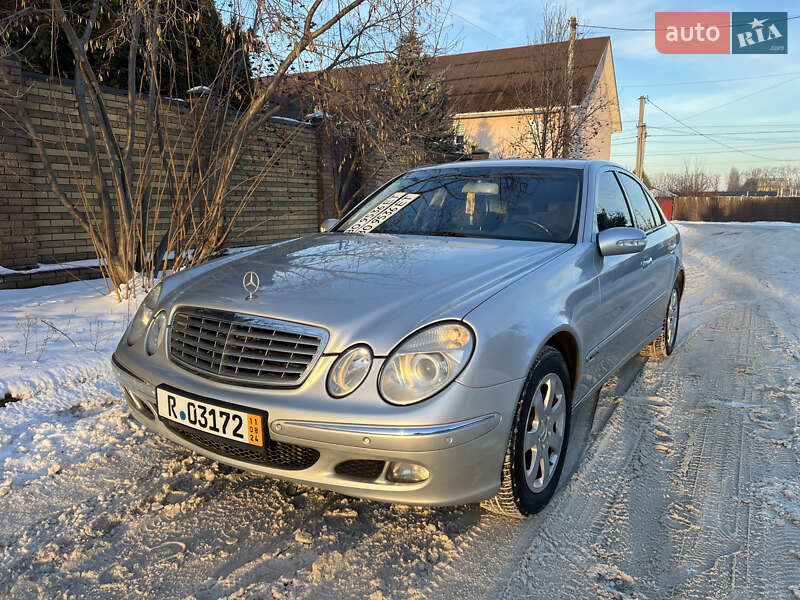 Седан Mercedes-Benz E-Class 2004 в Киеве фото 32 Седан Mercedes-Benz E-Class 2004 в Киеве
