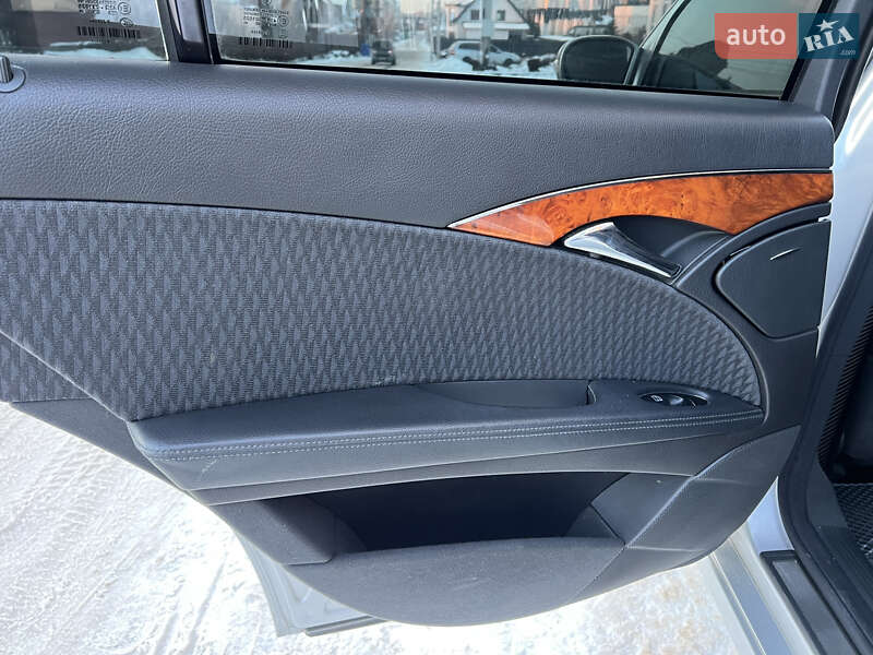 Седан Mercedes-Benz E-Class 2004 в Киеве фото 83 Седан Mercedes-Benz E-Class 2004 в Киеве