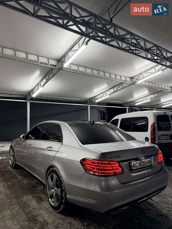Седан Mercedes-Benz E-Class 2014 в Луцке