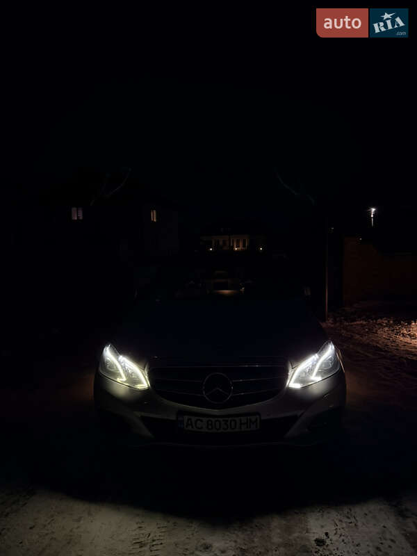 Седан Mercedes-Benz E-Class 2014 в Луцке