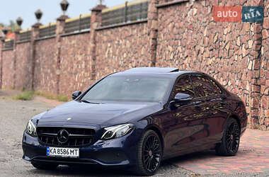 Седан Mercedes-Benz E-Class 2016 в Звягеле