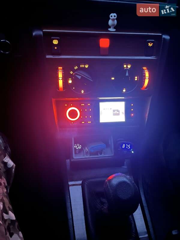 Седан Mercedes-Benz E-Class 1994 в Василькове