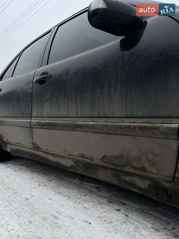 Седан Mercedes-Benz E-Class 2001 в Івано-Франківську