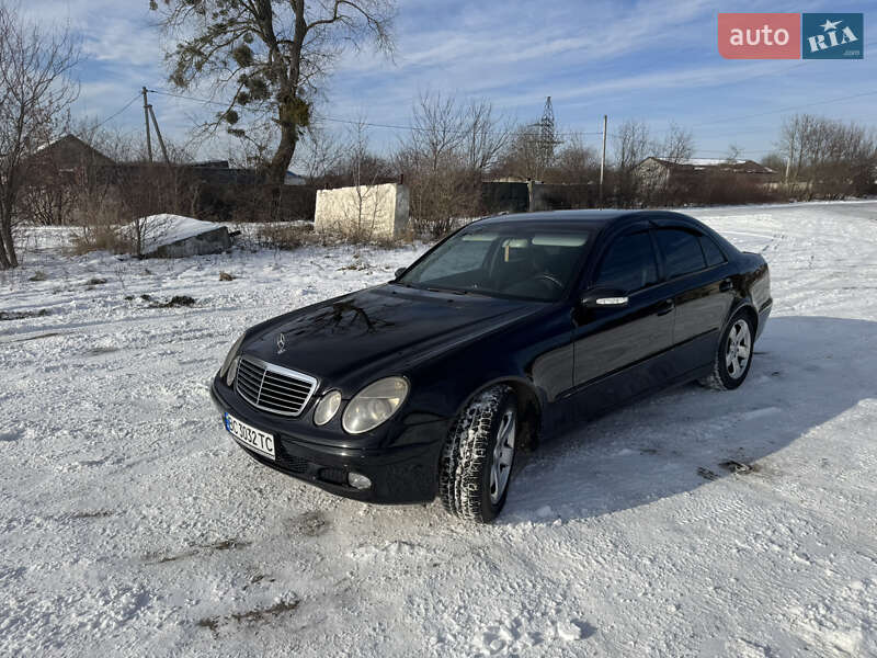 Mercedes-Benz E-Class 2004