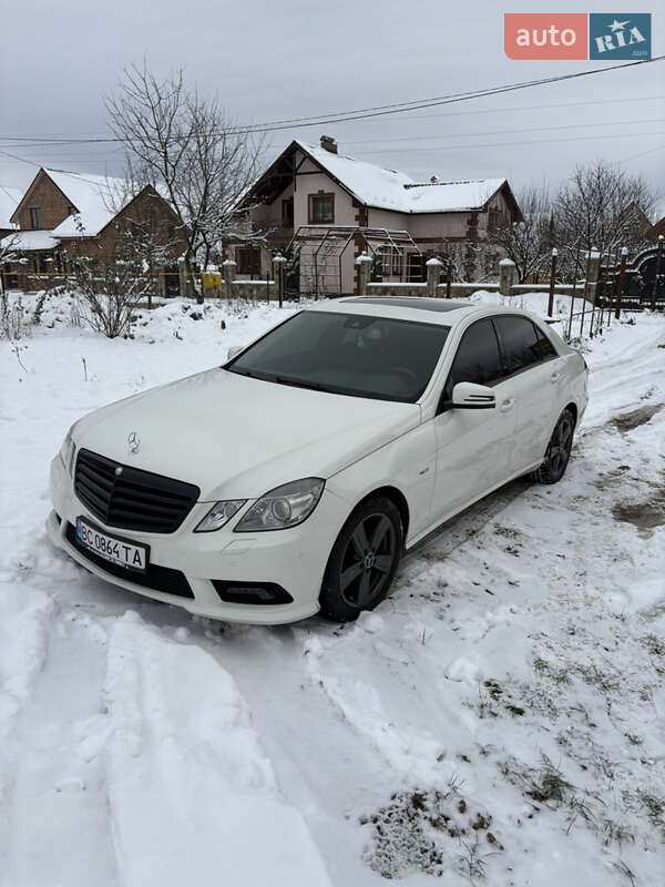 Mercedes-Benz E-Class 2009