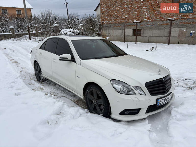 Седан Mercedes-Benz E-Class 2009 в Кам'янець-Подільському фото 14 Седан Mercedes-Benz E-Class 2009 в Кам'янець-Подільському
