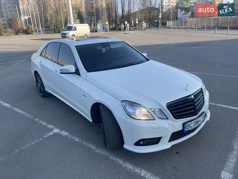 Седан Mercedes-Benz E-Class 2009 в Кам'янець-Подільському фото 53 Седан Mercedes-Benz E-Class 2009 в Кам'янець-Подільському