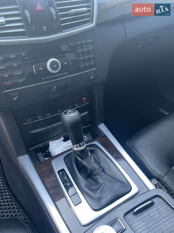 Седан Mercedes-Benz E-Class 2009 в Кам'янець-Подільському фото 73 Седан Mercedes-Benz E-Class 2009 в Кам'янець-Подільському