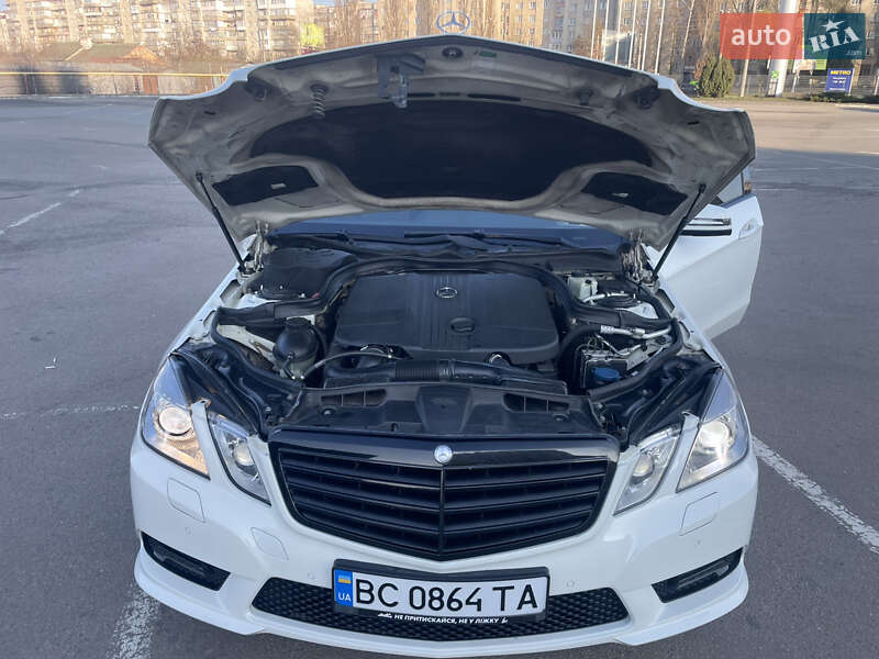 Седан Mercedes-Benz E-Class 2009 в Кам'янець-Подільському фото 97 Седан Mercedes-Benz E-Class 2009 в Кам'янець-Подільському
