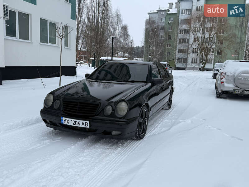 Mercedes-Benz E-Class 2001