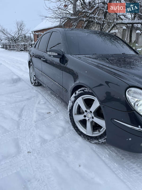 Седан Mercedes-Benz E-Class 2004 в Любомле фото 3 Седан Mercedes-Benz E-Class 2004 в Любомле