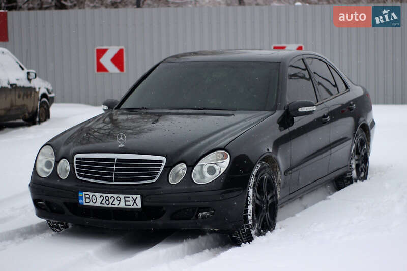 Седан Mercedes-Benz E-Class 2002 в Кременці