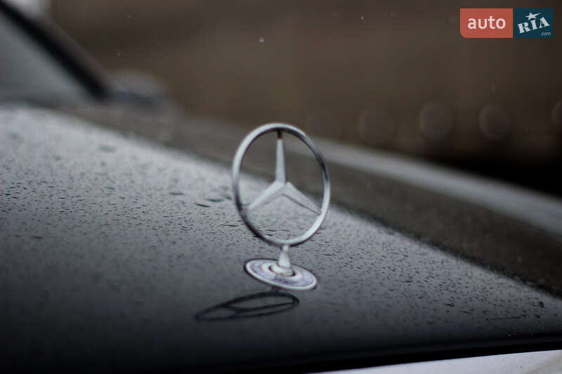 Седан Mercedes-Benz E-Class 2002 в Кременці