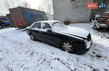 Седан Mercedes-Benz E-Class 1999 в Черкассах