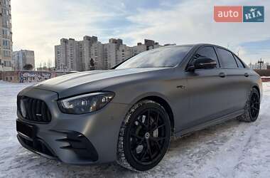 Седан Mercedes-Benz E-Class 2022 в Киеве