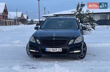 Универсал Mercedes-Benz E-Class 2011 в Ужгороде