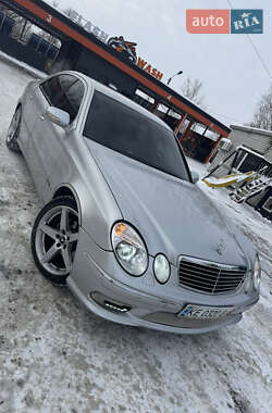 Седан Mercedes-Benz E-Class 2004 в Павлограде