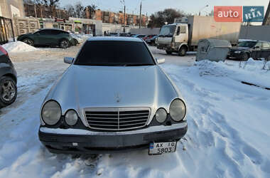 Седан Mercedes-Benz E-Class 2001 в Харкові