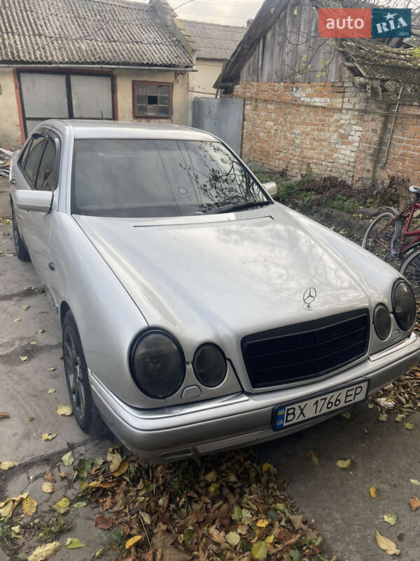 Mercedes-Benz E-Class 1997 Mercedes-Benz E-Class 1997