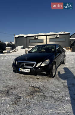 Седан Mercedes-Benz E-Class 2010 в Луцке