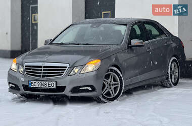 Седан Mercedes-Benz E-Class 2009 в Львові