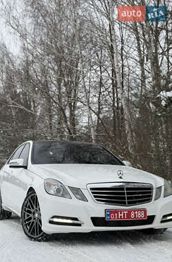 Седан Mercedes-Benz E-Class 2012 в Луцке
