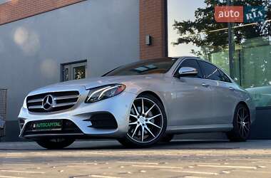 Седан Mercedes-Benz E-Class 2018 в Києві