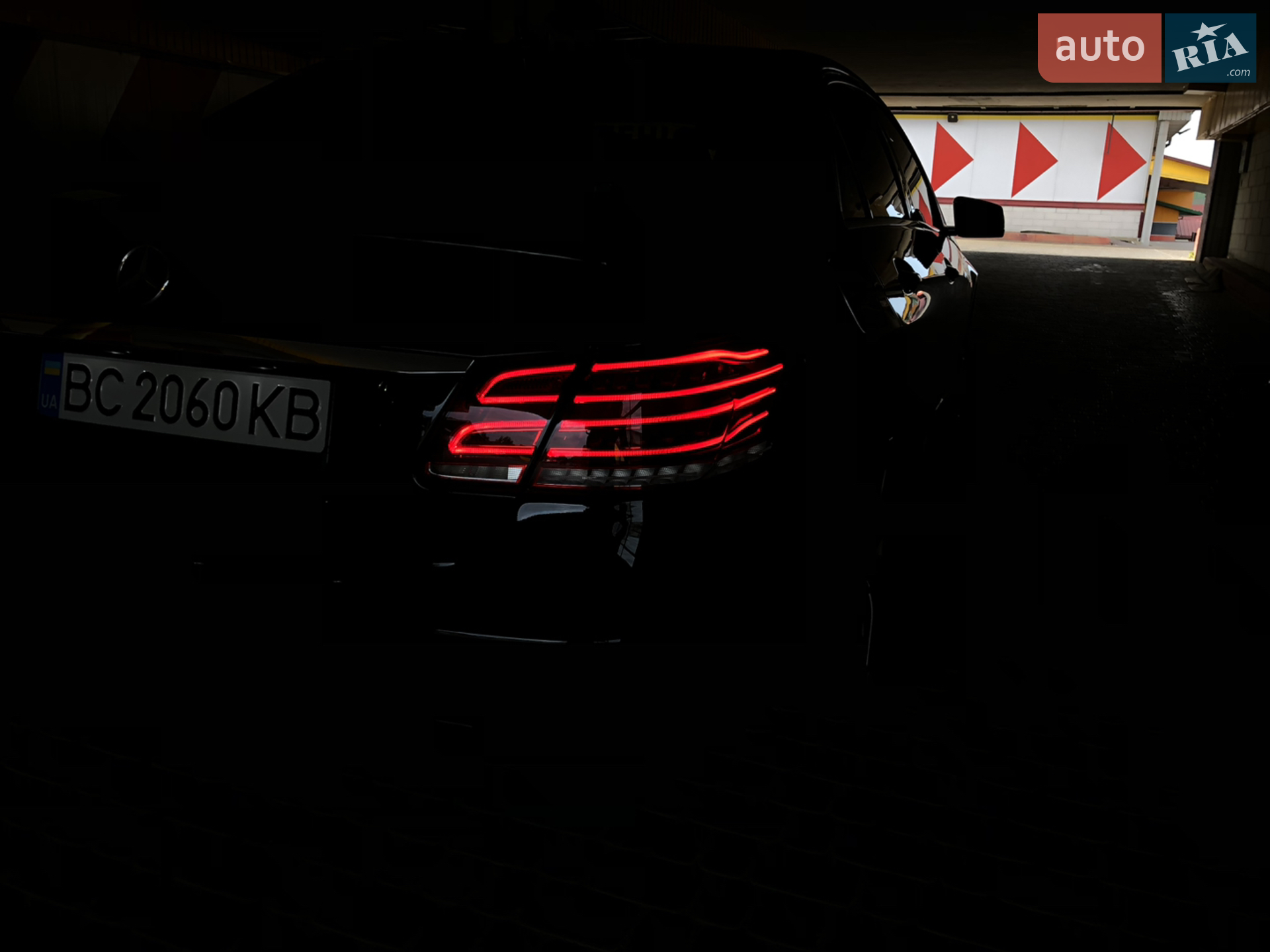 2014 Mercedes-Benz E-klasse - мініатюра 36