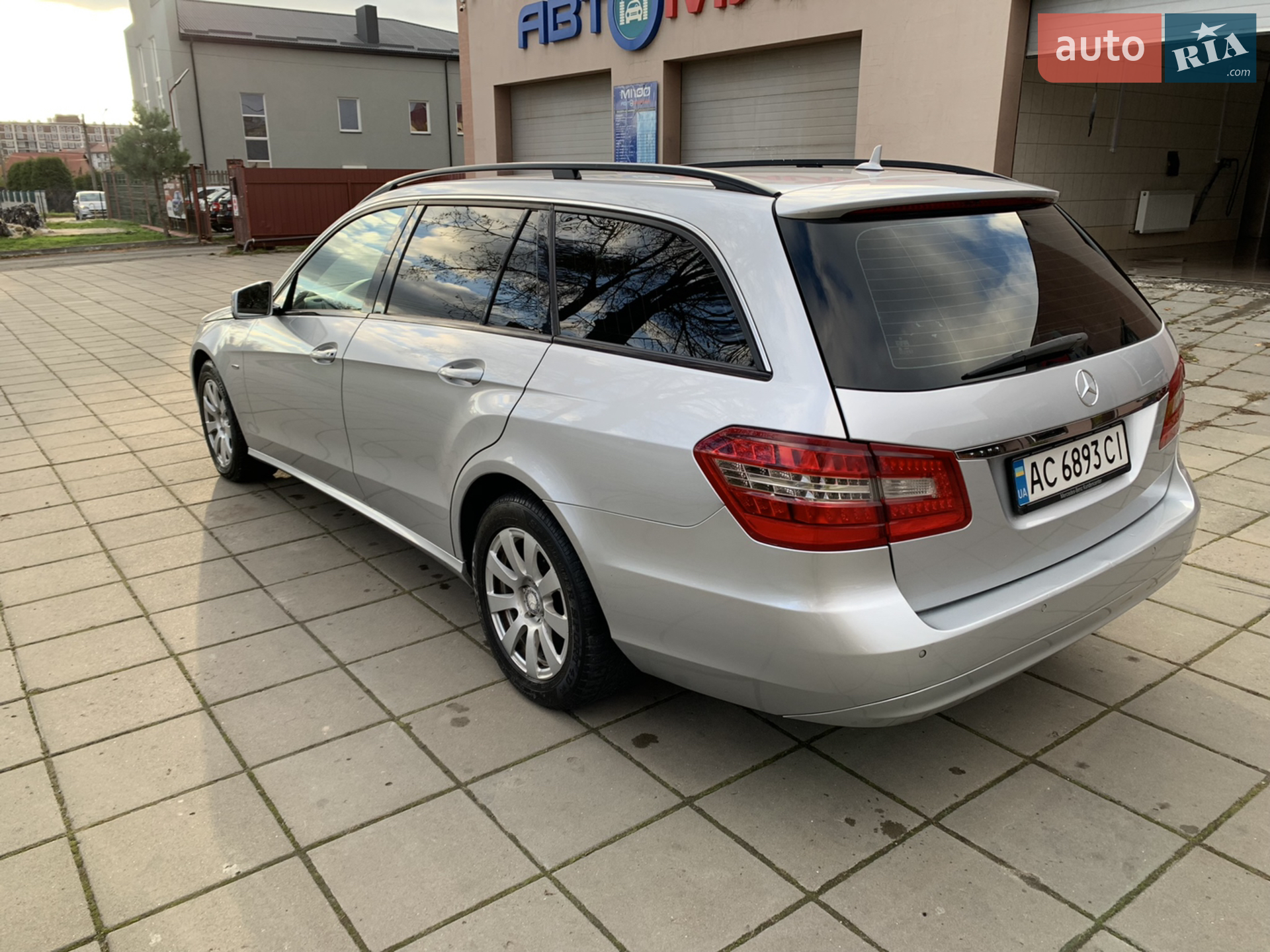2010 Mercedes-Benz E-klasse - мініатюра 6