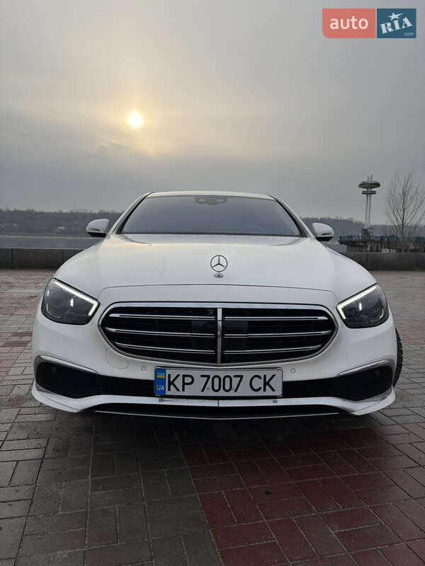 Седан Mercedes-Benz E-Class 2020 в Запорожье