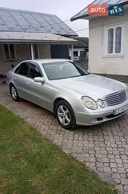 Седан Mercedes-Benz E-Class 2003 в Кицмани